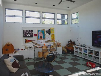 Enlarge photo 27