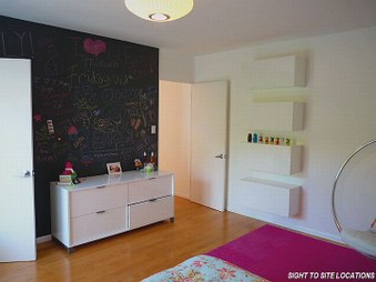Enlarge photo 70