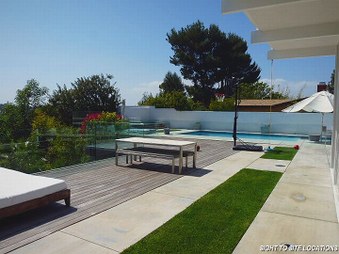 Enlarge photo 46
