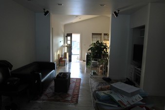 Enlarge photo 19