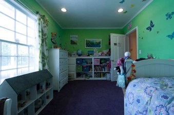 Enlarge photo 35