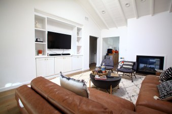 Enlarge photo 46