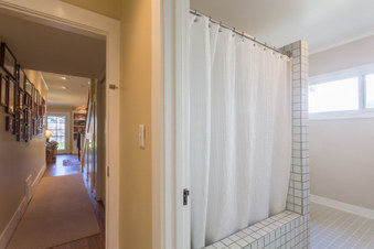 Enlarge photo 42