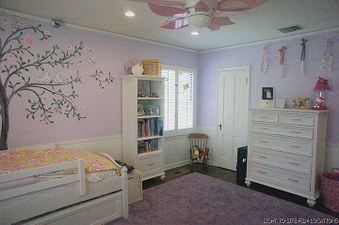 Enlarge photo 58