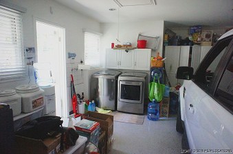 Enlarge photo 79