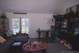 Enlarge photo 64