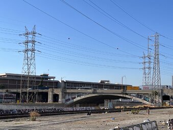 Enlarge photo 21