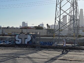 Enlarge photo 10