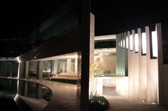 Enlarge photo 23