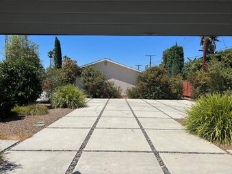 Enlarge photo 18
