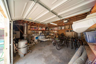 Enlarge photo 15