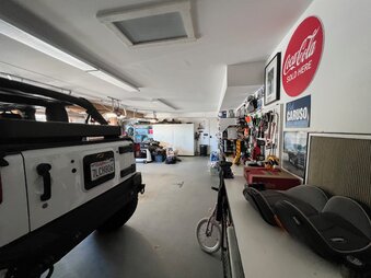 Enlarge photo 13