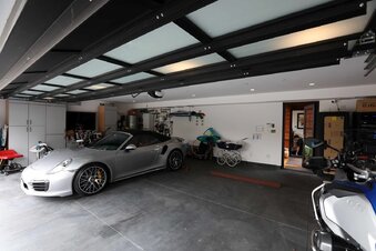 Enlarge photo 12