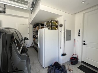 Enlarge photo 17