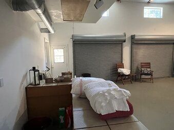 Enlarge photo 23