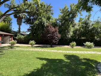 Enlarge photo 21