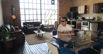 Enlarge photo 2