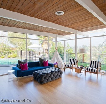 Enlarge photo 23