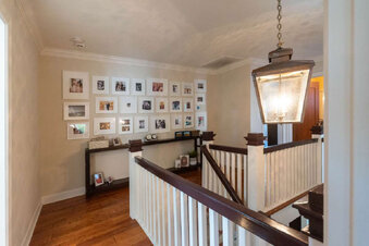 Enlarge photo 40