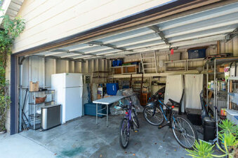 Enlarge photo 29