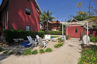 Enlarge photo 24