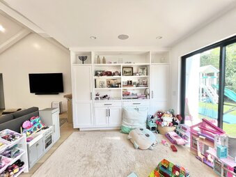 Enlarge photo 29