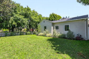 Enlarge photo 33