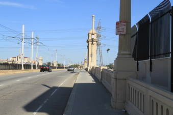 Enlarge photo 47
