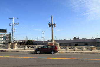 Enlarge photo 19