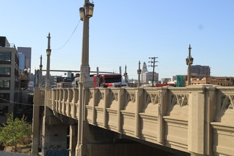 Enlarge photo 21