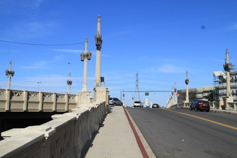 Enlarge photo 32