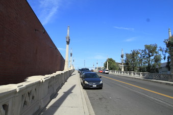Enlarge photo 35
