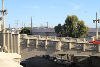 Enlarge photo 83