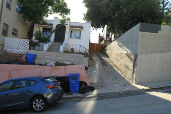 Enlarge photo 13