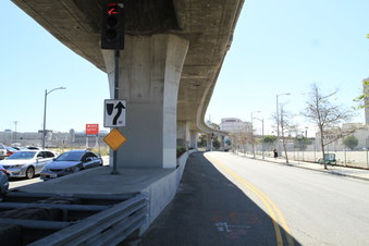 Enlarge photo 15