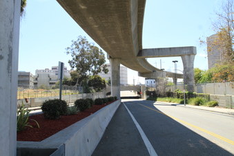 Enlarge photo 32