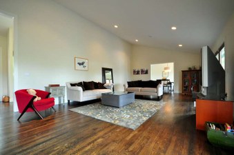Enlarge photo 32
