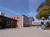 Enlarge photo 82