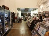 Enlarge photo 37