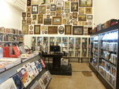 Enlarge photo 38