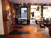 Enlarge photo 16