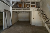 Enlarge photo 56