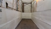 Enlarge photo 107