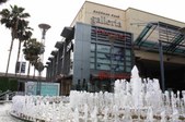 SHERMAN OAKS GALLERIA MALL