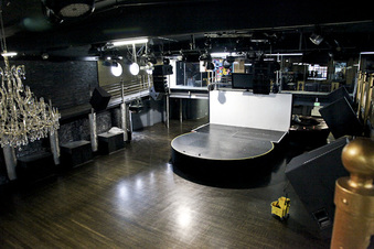 Enlarge photo 11