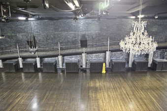 Enlarge photo 12