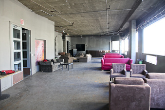 Enlarge photo 21