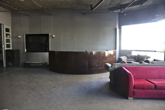 Enlarge photo 37