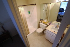 105 APARTMENT - LOS ANGELES
