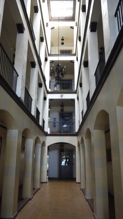 Enlarge photo 26